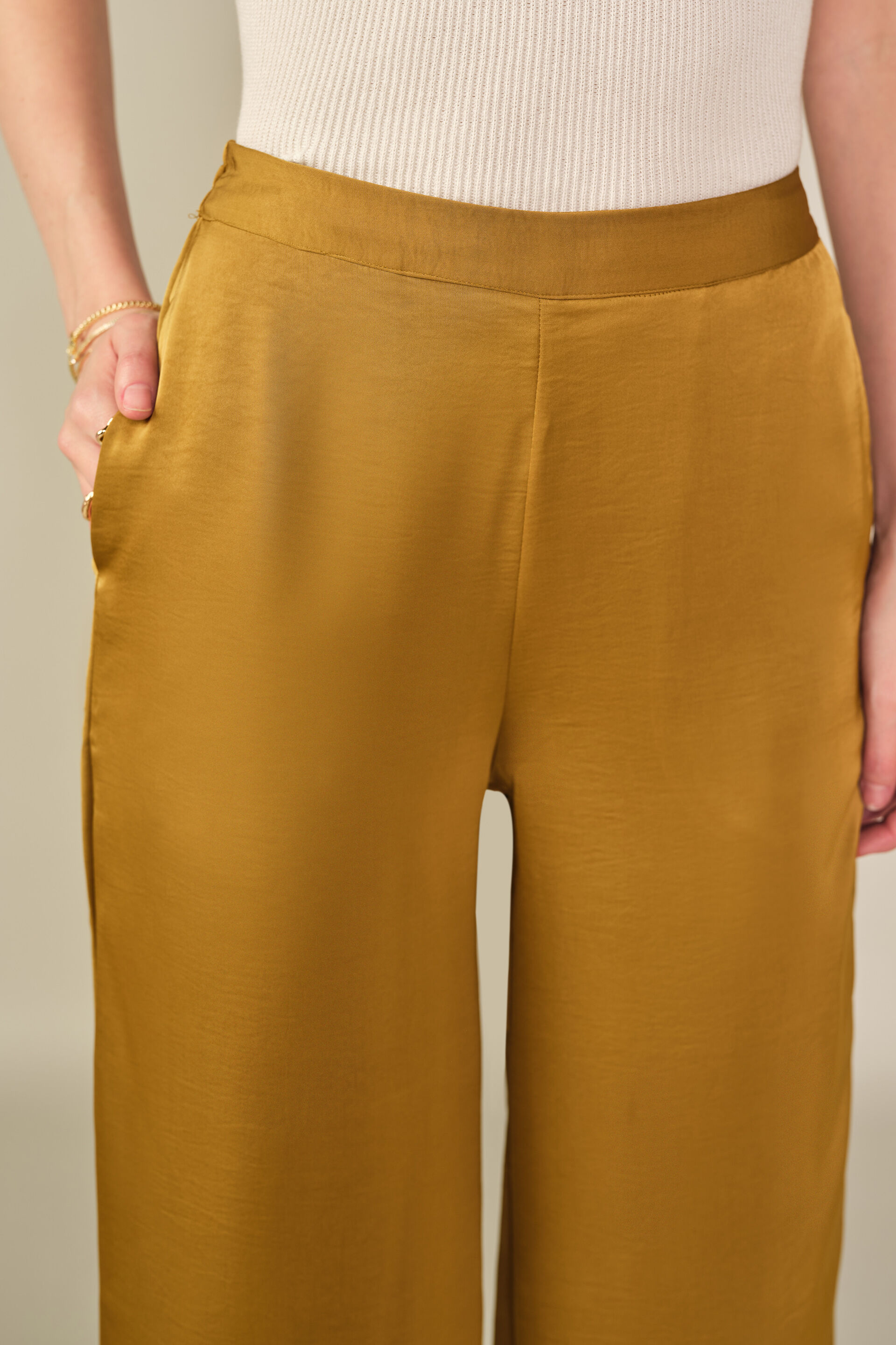 Solid Trousers in Olive, Green, image 3